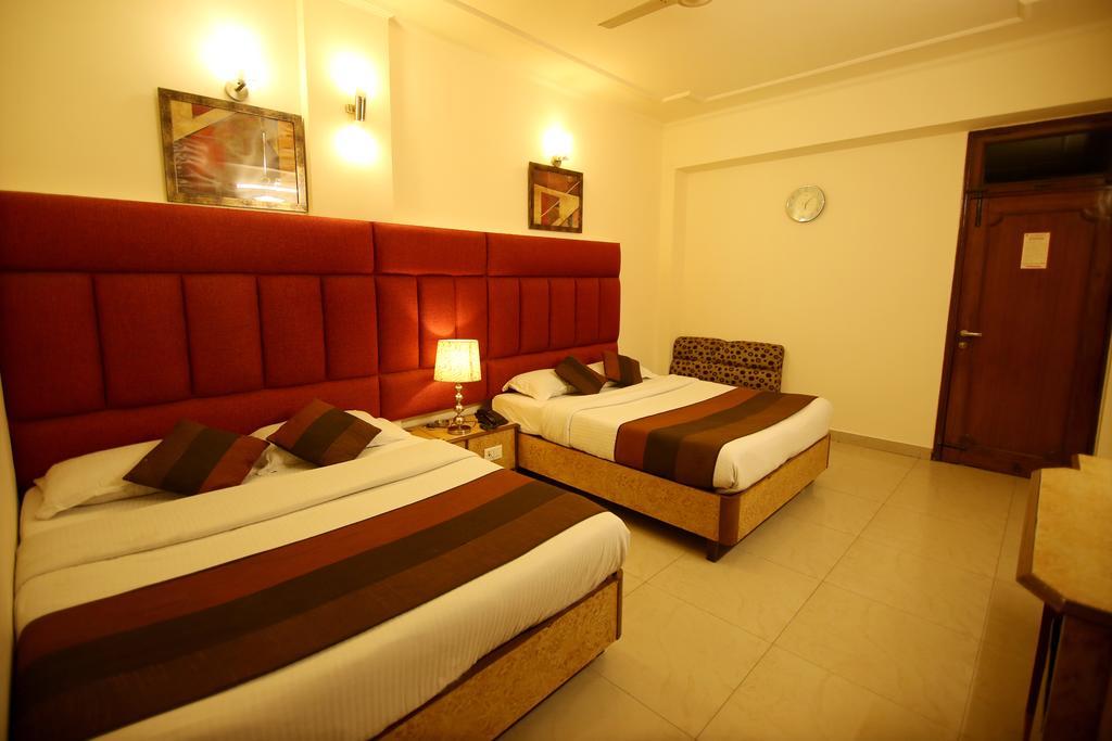 Hotel Parkway Deluxe Új-Delhi Kültér fotó