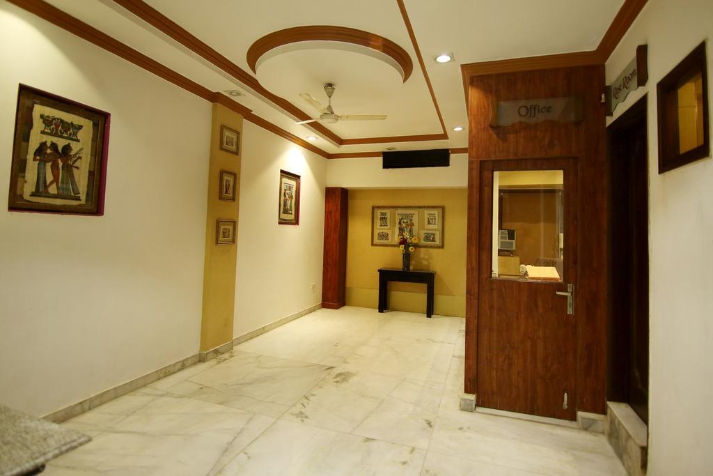 Hotel Parkway Deluxe Új-Delhi Kültér fotó
