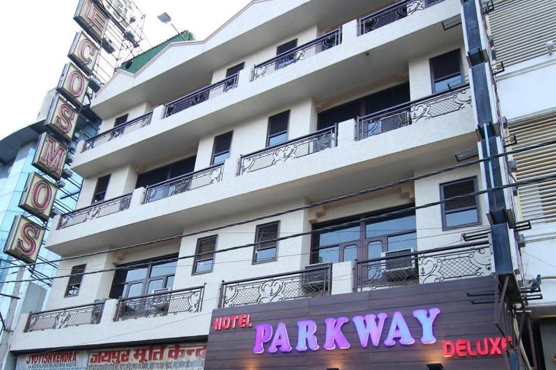 Hotel Parkway Deluxe Új-Delhi Kültér fotó